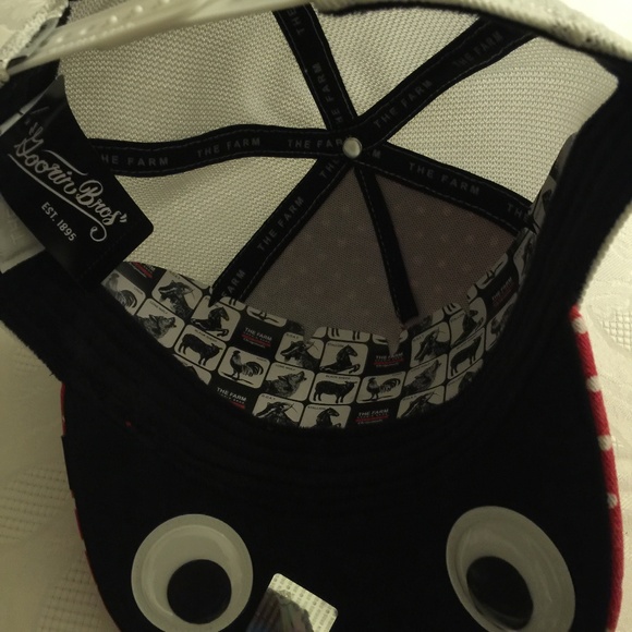 Goorin Bros.- Red and White Polka Dot Hat -Chicken Image Front of the Hat- New - Picture 2 of 3